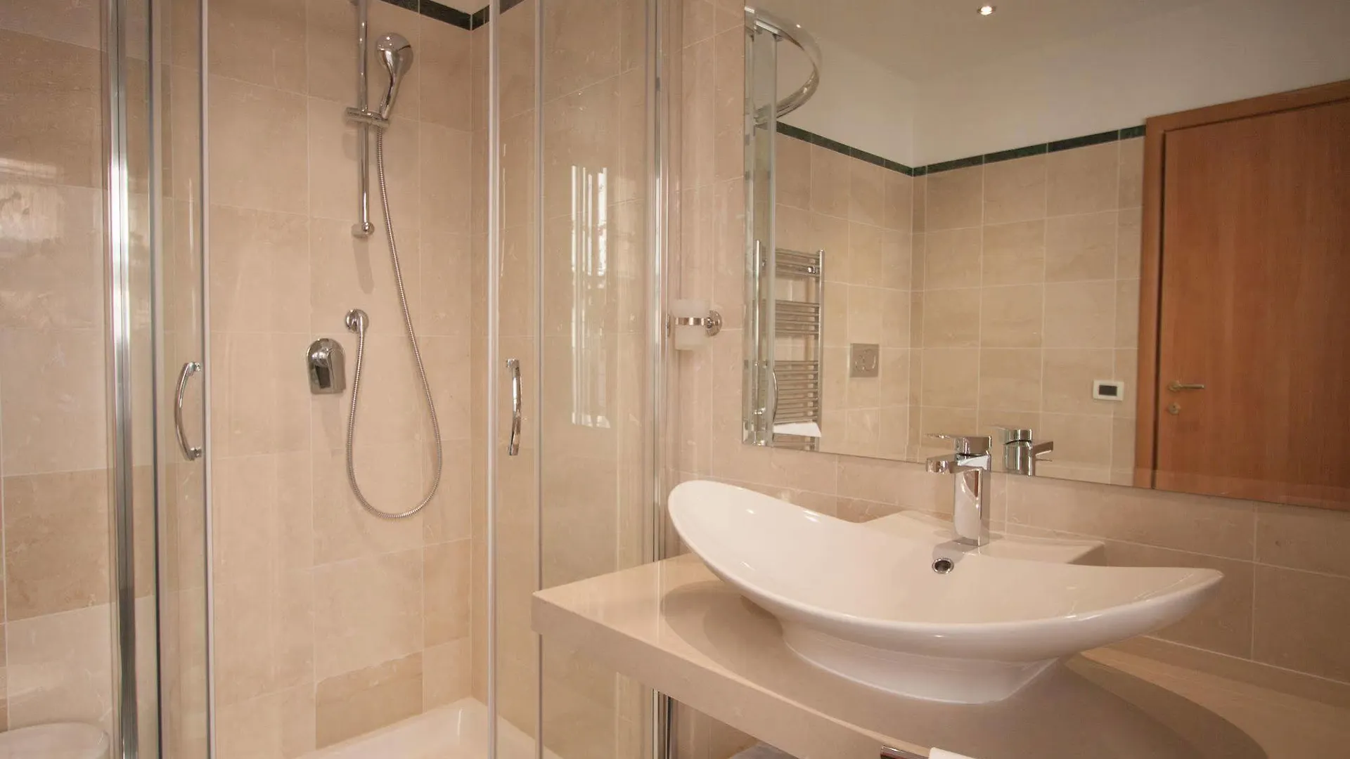 Hotel Laurentia Rome 3*,